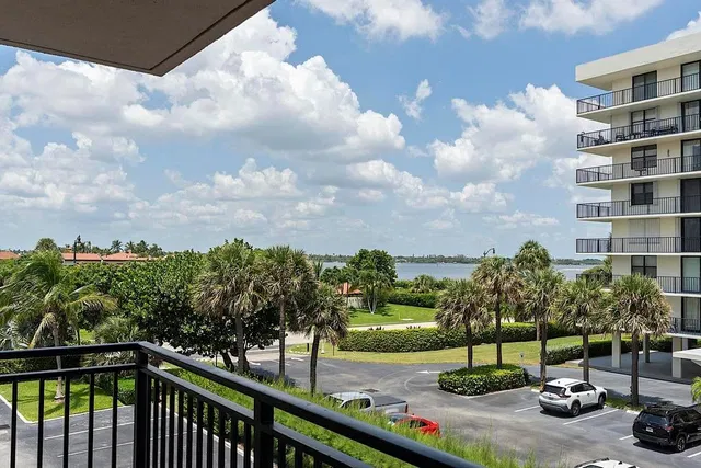 South Palm Beach Unit 2160 photo 7