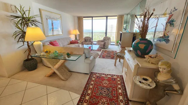Singer Island Unit 1703 photo 5