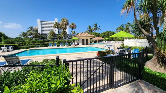 Singer Island Unit 1703 photo 32