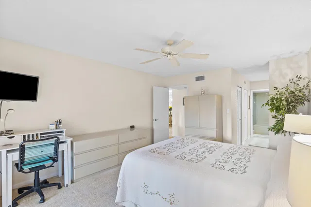 Unit 1913 photo 8