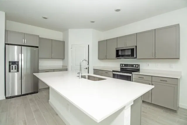  Residence photo 5