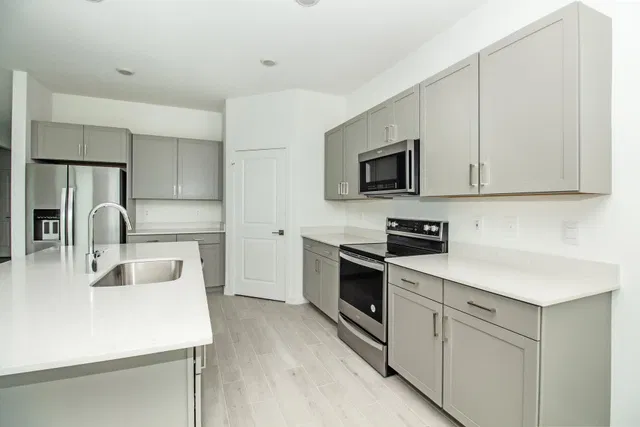  Residence photo 6