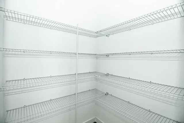  Residence photo 9