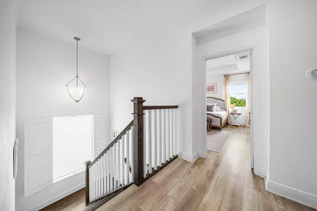 Residence photo 32