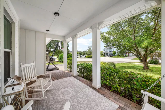 Residence photo 52