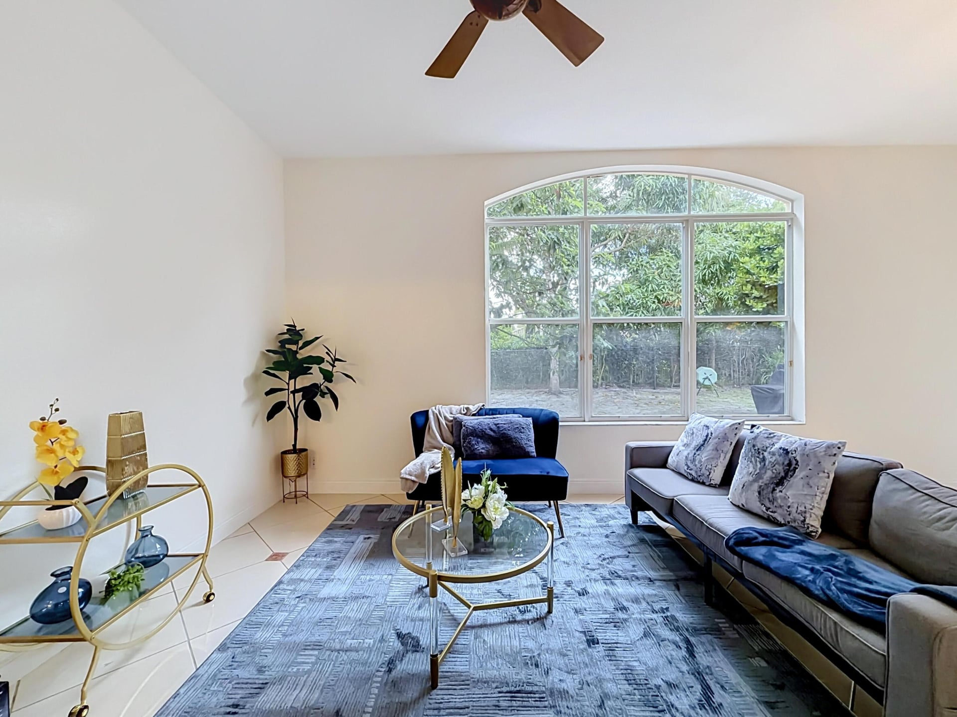 Residence photo 14