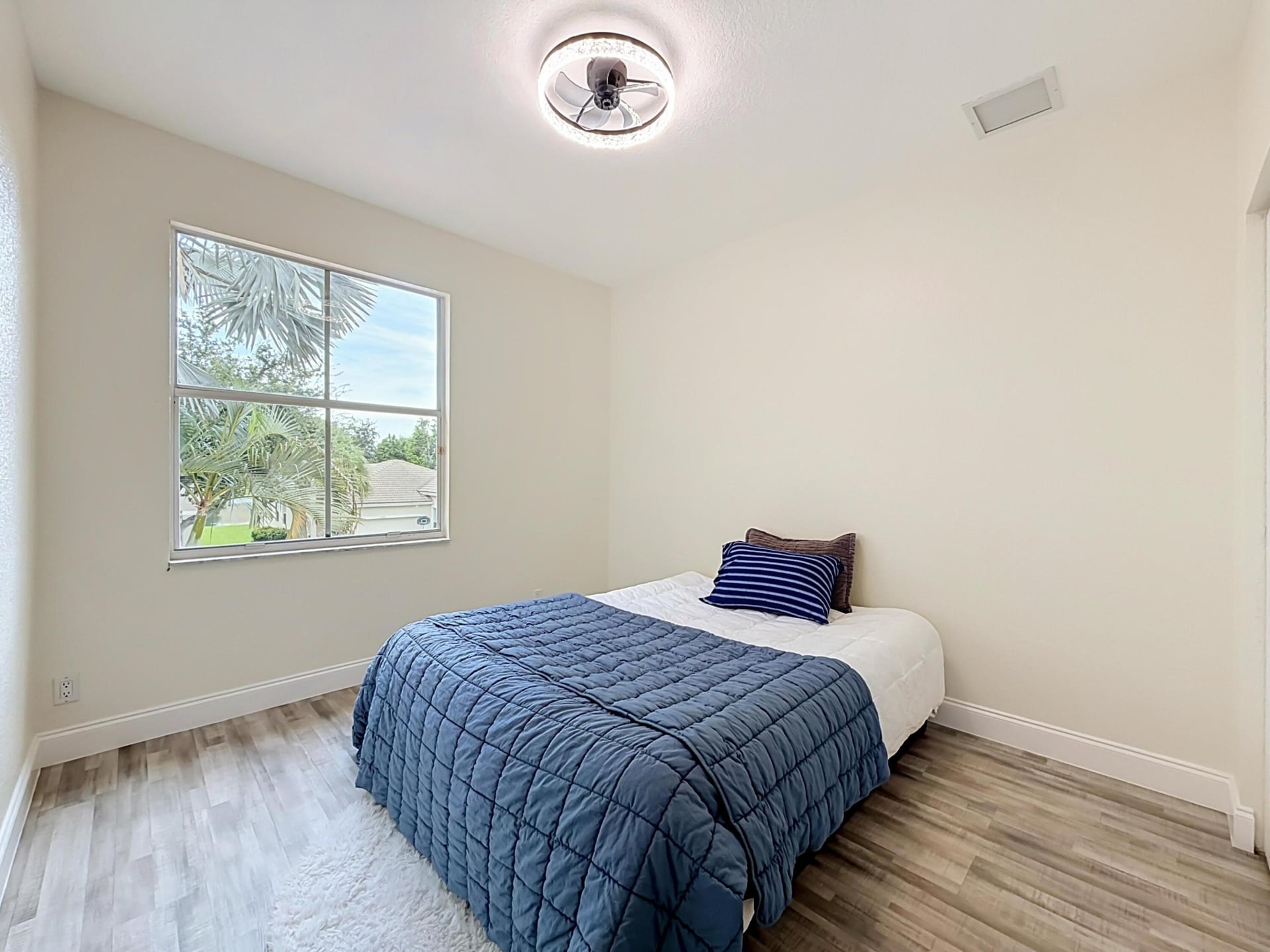 Residence photo 20