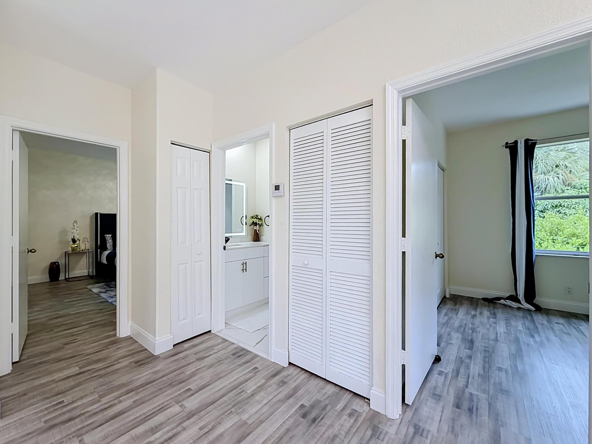 Residence photo 29
