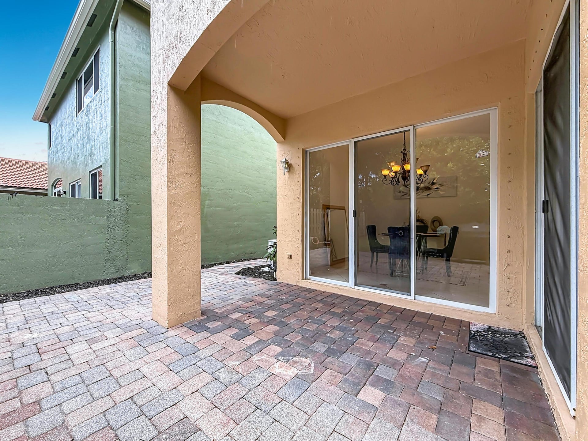 Residence photo 33