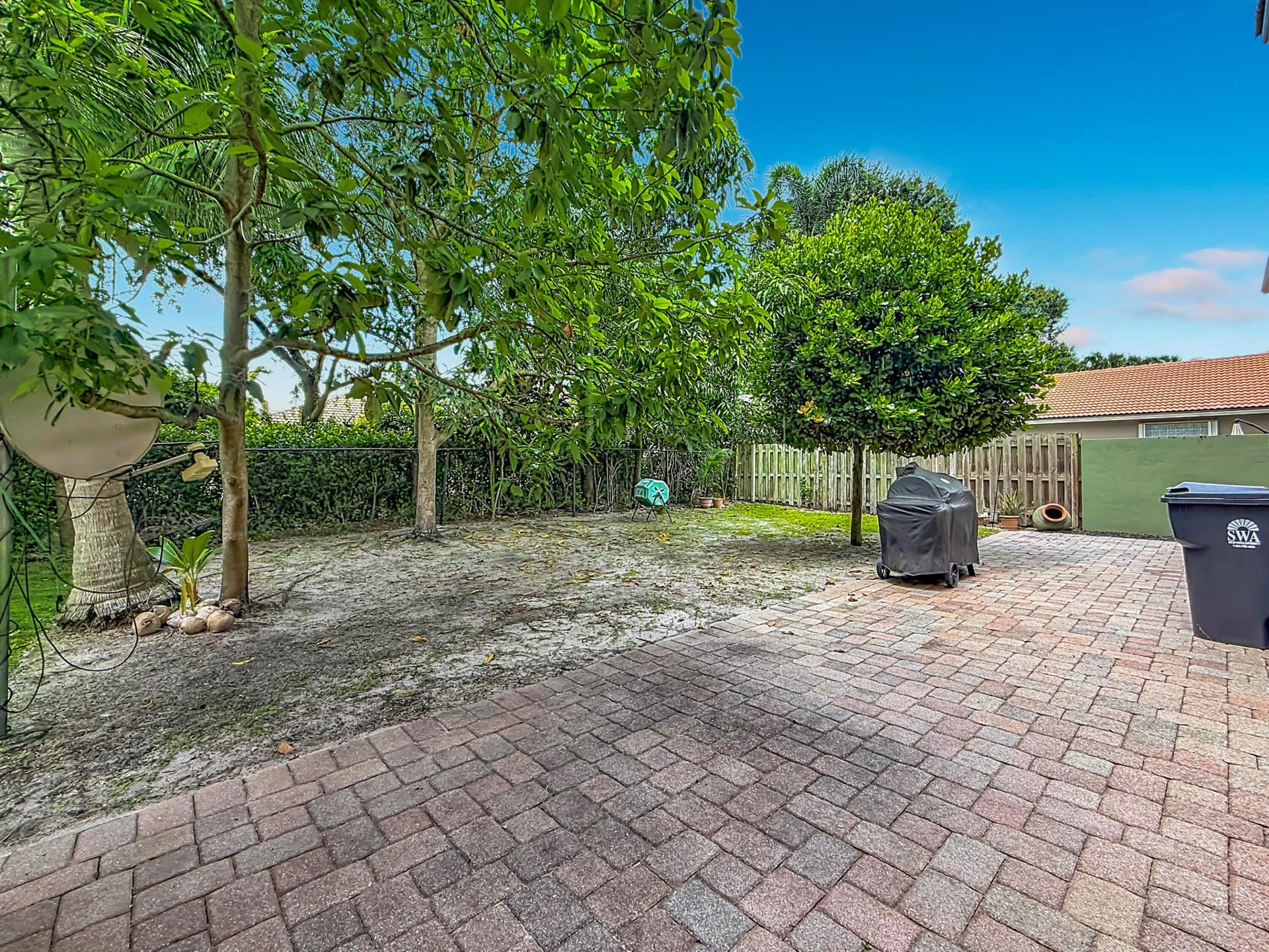 Residence photo 35