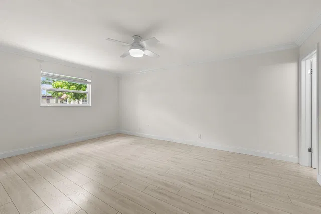 Unit 104 photo 5