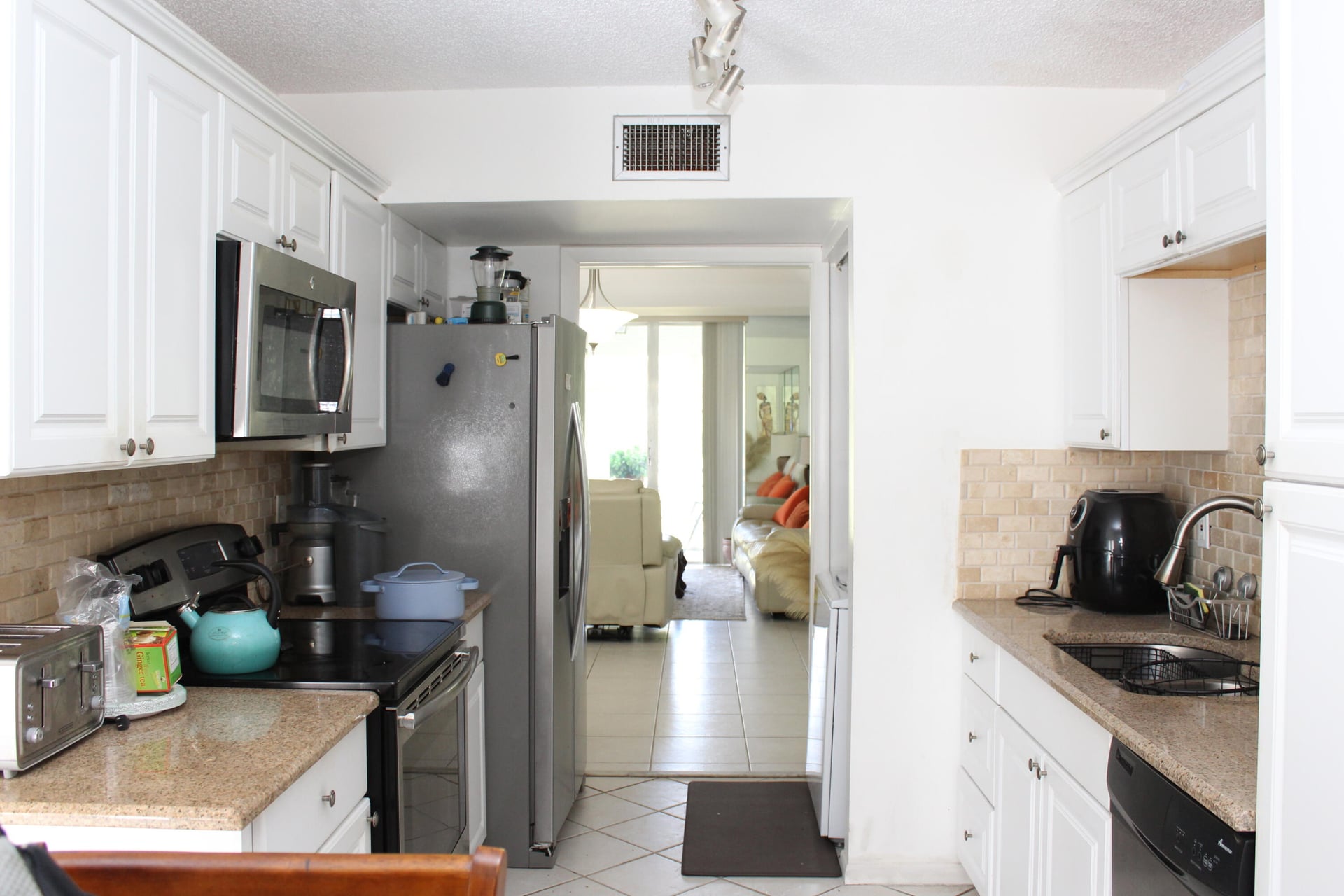  Unit 203 photo 7