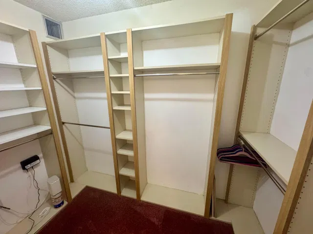 Unit 405 photo 14