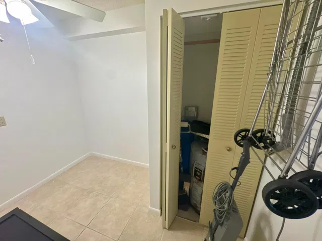 Unit 405 photo 30