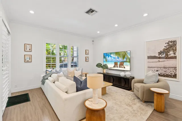 Residence photo 10