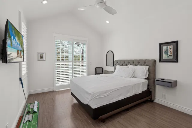 Residence photo 22
