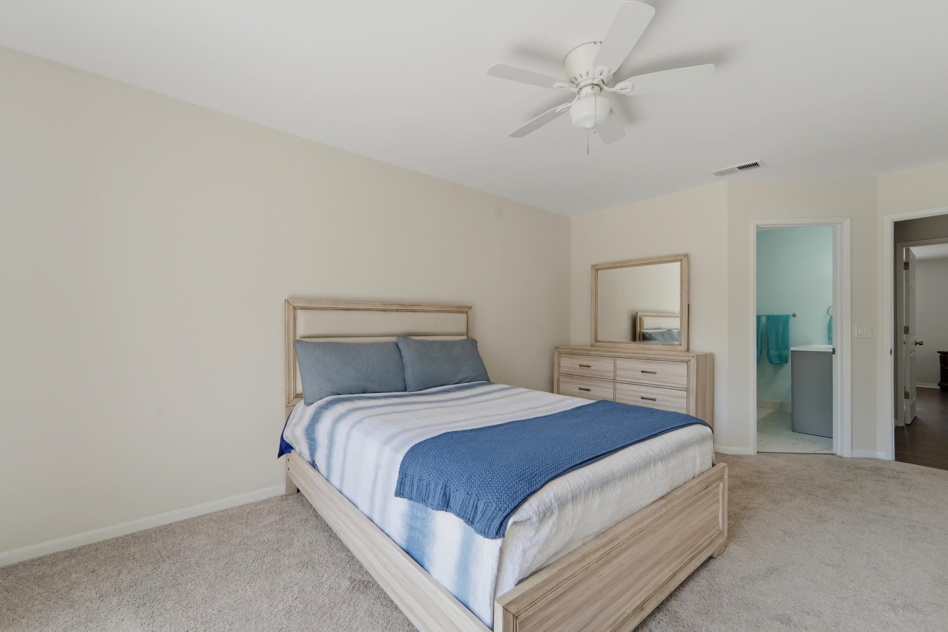 Unit 5 photo 14