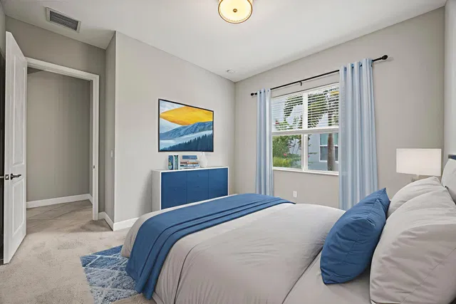 Residence photo 33