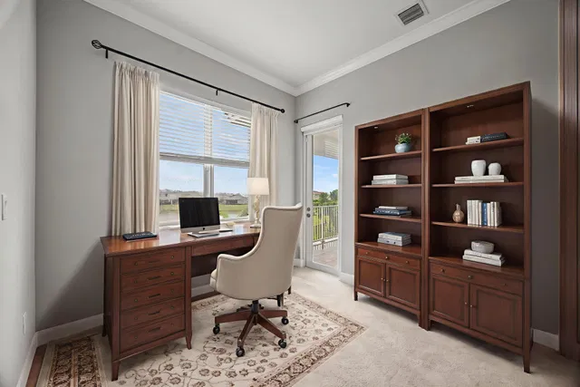 Residence photo 72