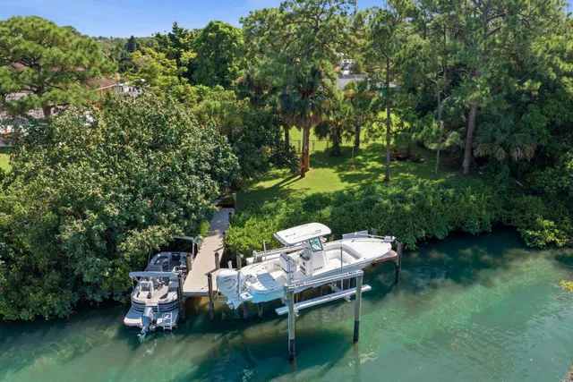 Rocky Point, 4916 SE MANATEE COVE Road, Stuart, exterior