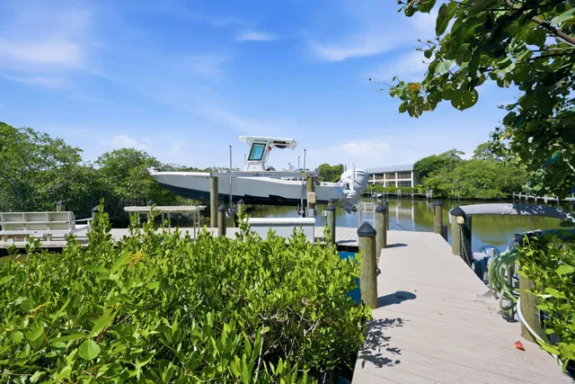 Rocky Point Residence photo 18