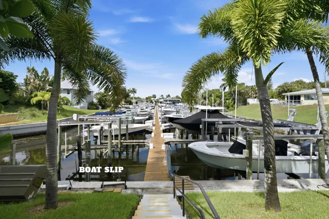 Rocky Point Residence photo 24