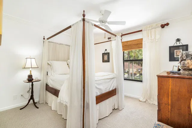  Residence photo 24