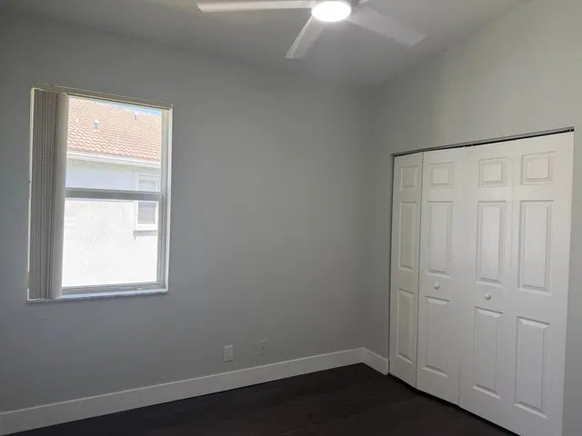  Residence photo 17