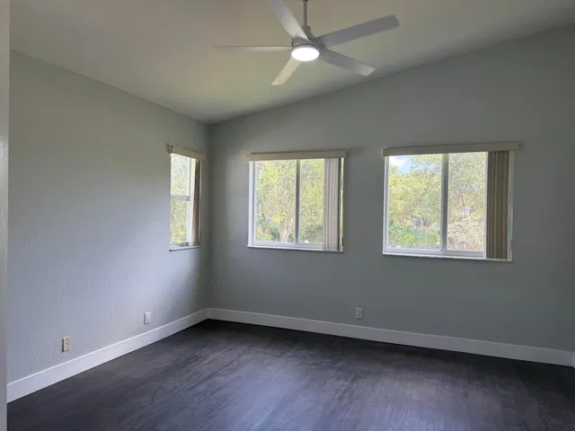  Residence photo 18