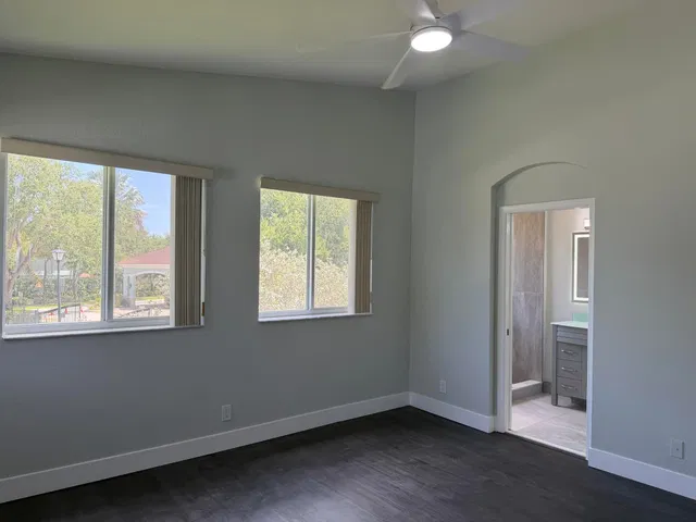  Residence photo 19