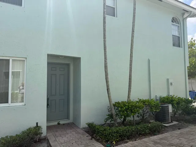  Residence photo 25