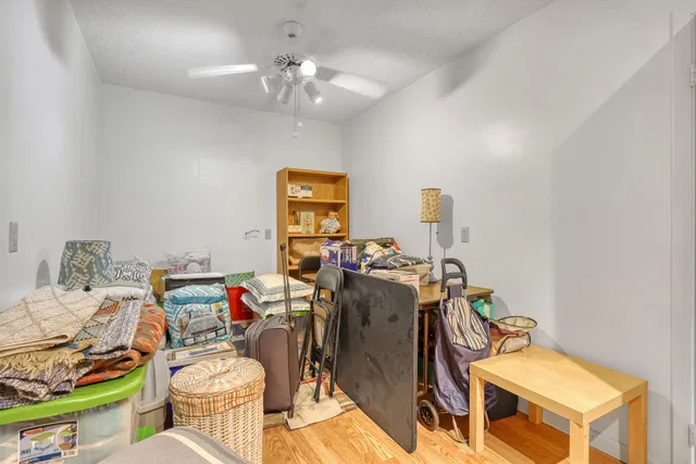 Unit 203 photo 18