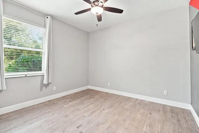  Residence photo 61