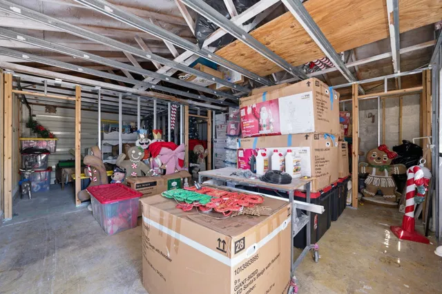 Residence photo 29