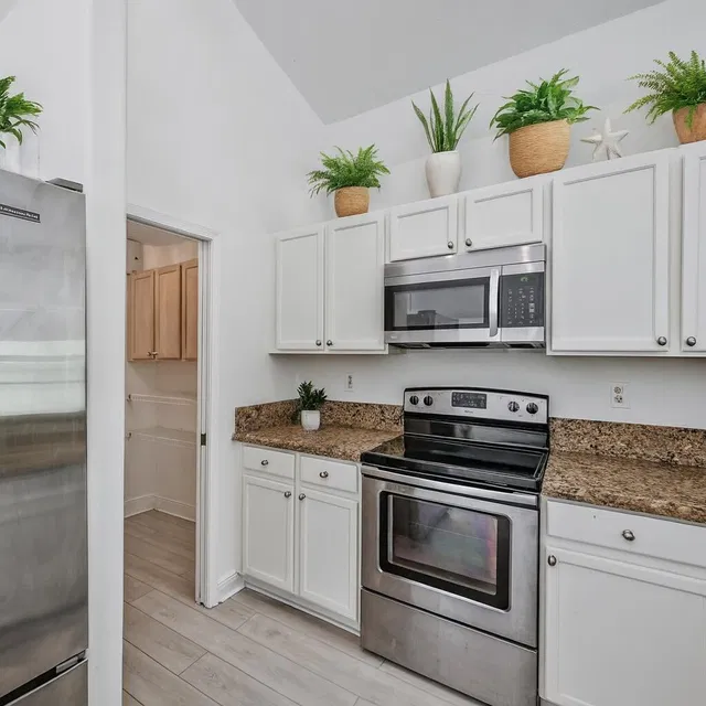 Residence photo 72