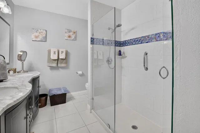 Residence photo 31