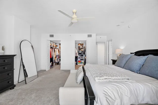 610 Clematis Unit 700 photo 19