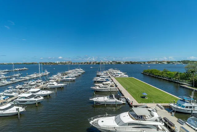 Windward Cove Lantana Unit 524 photo 4