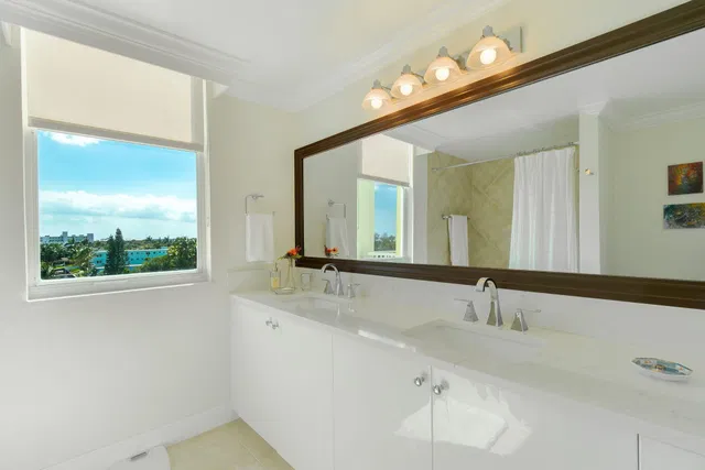 Windward Cove Lantana Unit 524 photo 15