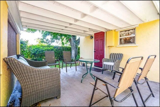  Residence photo 11