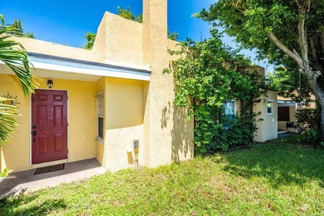  Residence photo 17