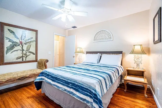 Residence photo 5