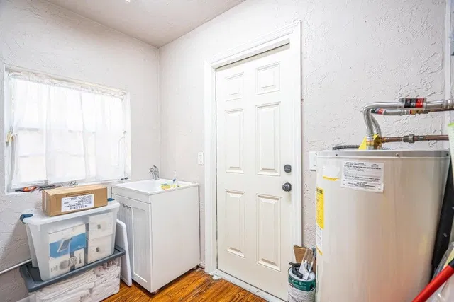 Residence photo 19