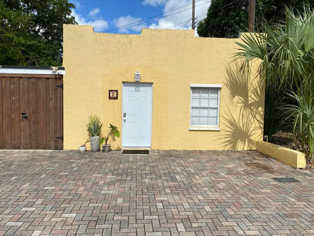 Residence photo 22