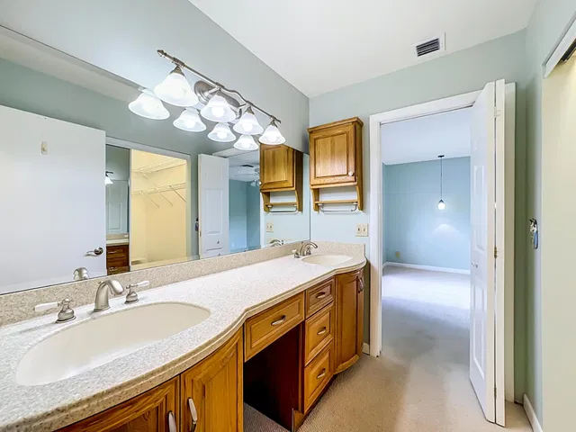 Residence photo 11