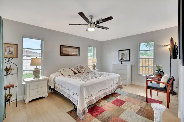 Residence photo 14