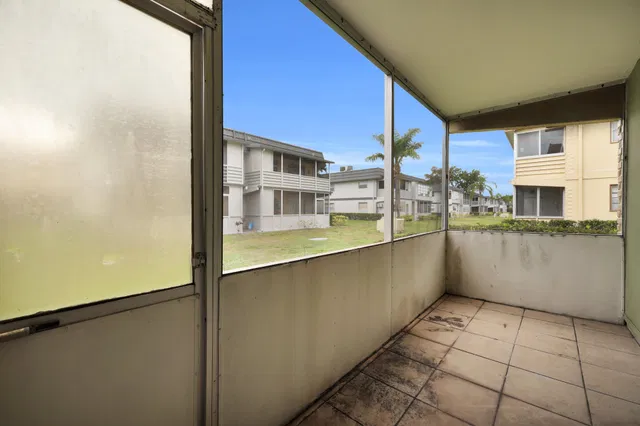 Unit 146 photo 20