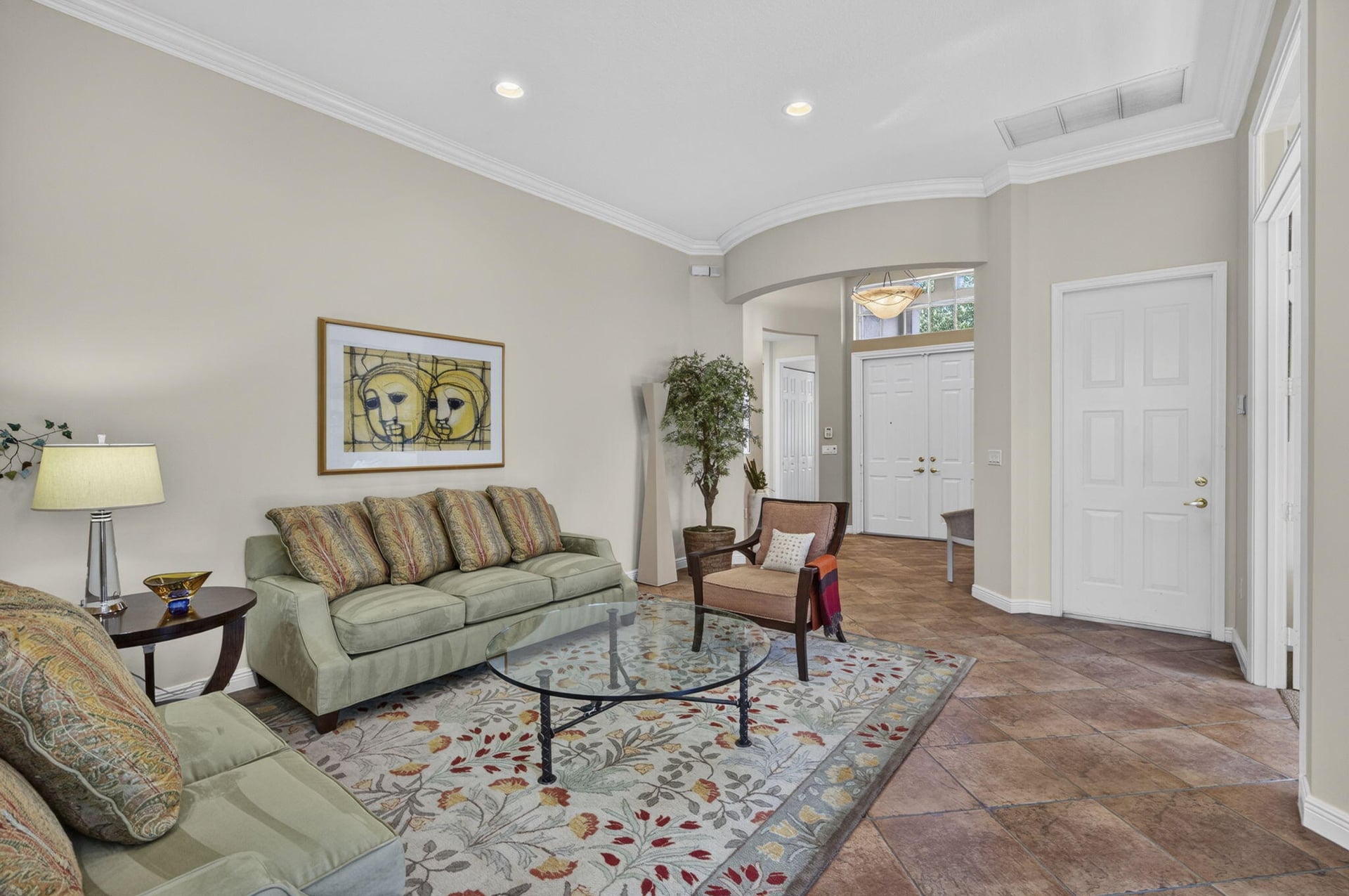 Residence photo 4