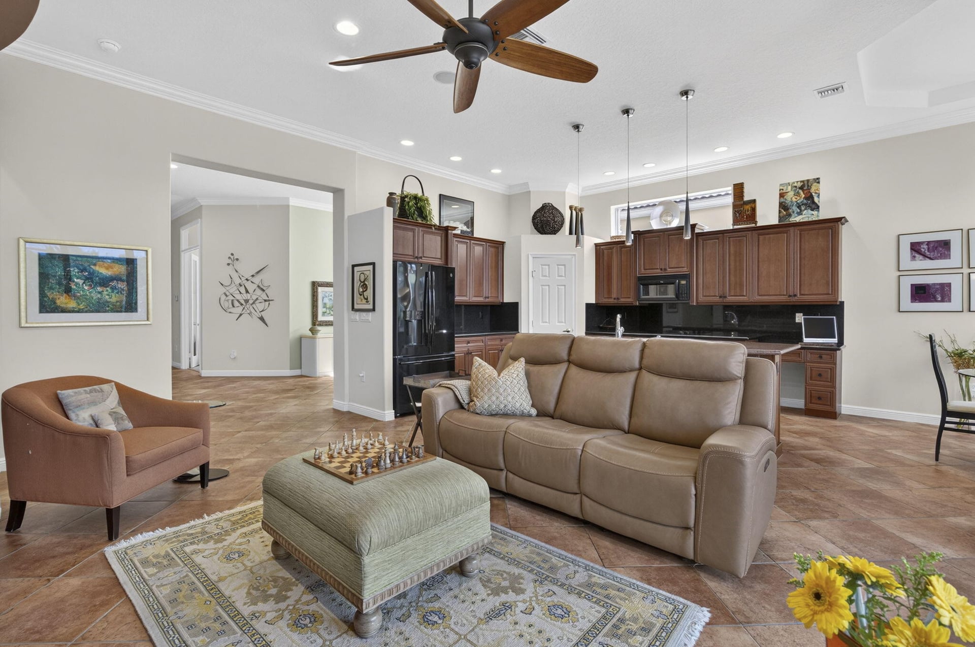 Residence photo 18