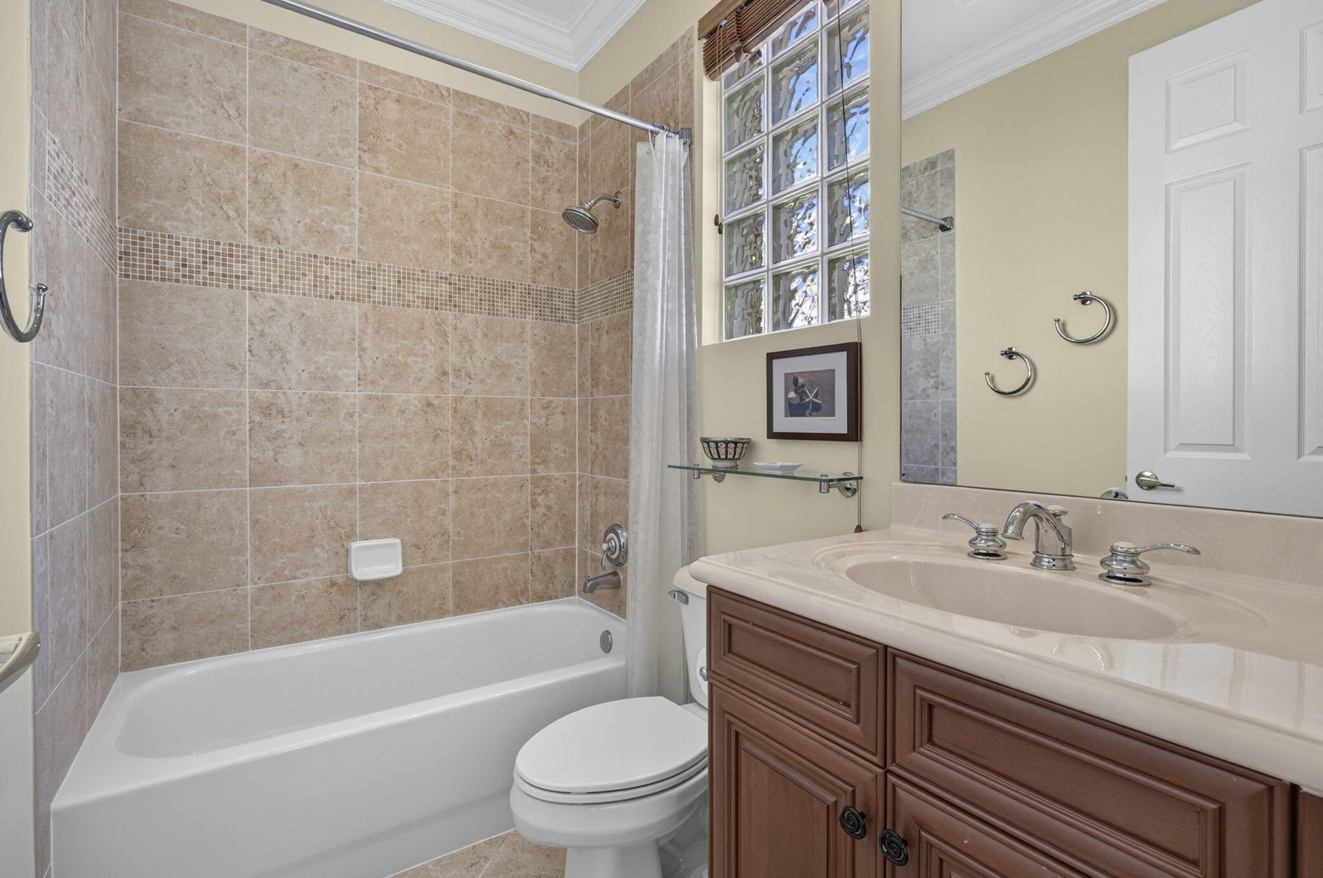 Residence photo 34
